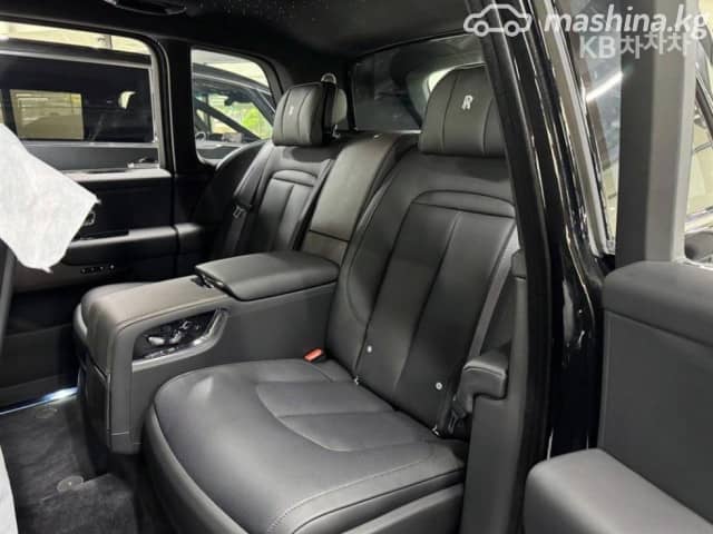 Rolls-Royce Cullinan I 6.7 AT AWD