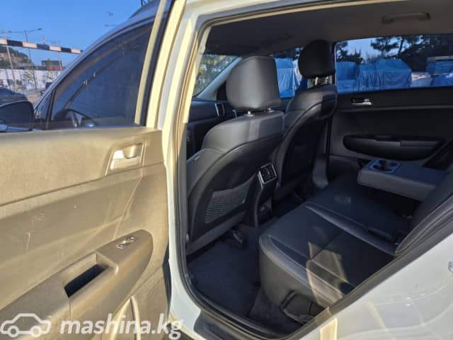Kia Sportage IV Рестайлинг 2.0d AT