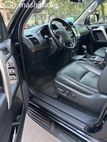 Toyota Land Cruiser Prado 150 Series Рестайлинг 2 4.0 AT 4WD