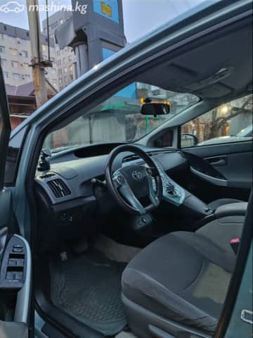 Toyota Prius III Рестайлинг (XW30) 1.8hyb AT