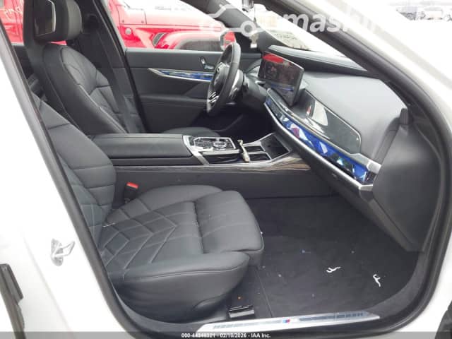 BMW 7 серии VII (G70) 760i xDrive 4.4 AT 4WD