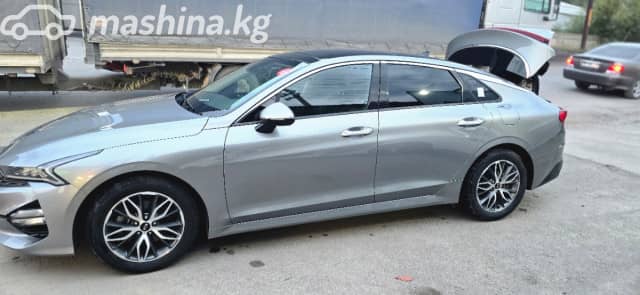 Kia K5 III LPi 2.0 AT