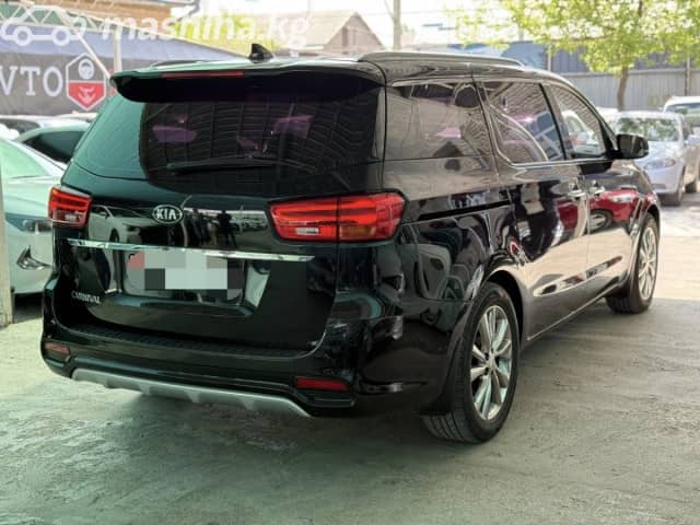 Kia Carnival III 2.2d AT