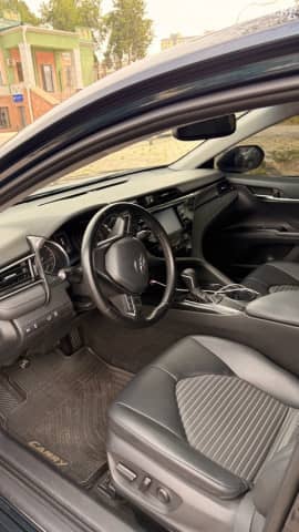 Toyota Camry VIII (XV70) 2.5 AT