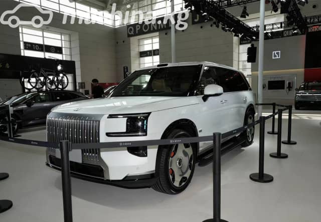 Zeekr 9X 2.0hyb AT 4WD