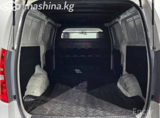 Hyundai H-1 Starex