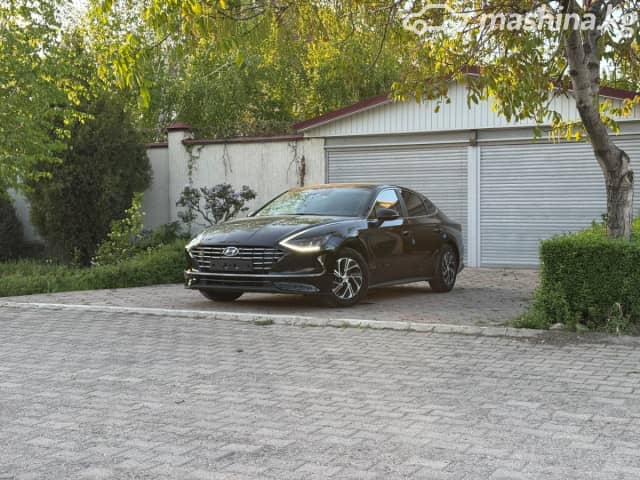 Hyundai Sonata VIII (DN8) 2.0hyb AT