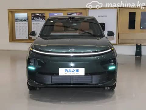 LiXiang L6 1.5hyb AT 4WD