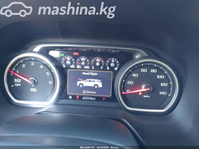 Chevrolet Tahoe V 6.2 AT