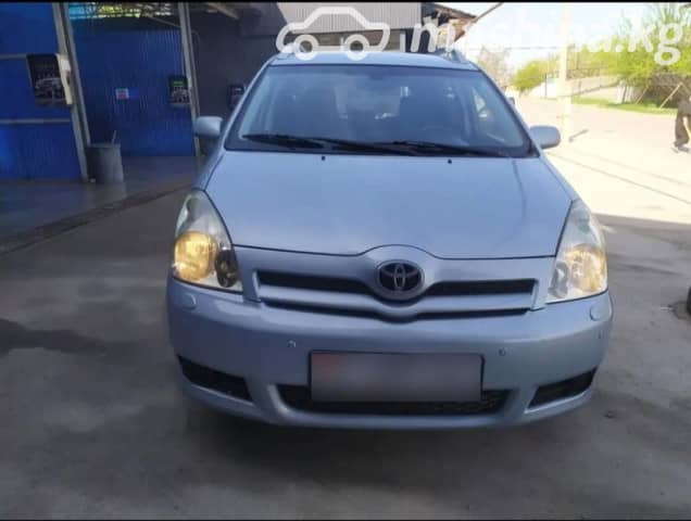 Toyota Corolla Verso I Рестайлинг 2 1.8 AT