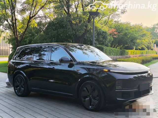 LiXiang L9 Рестайлинг 1.5hyb AT 4WD