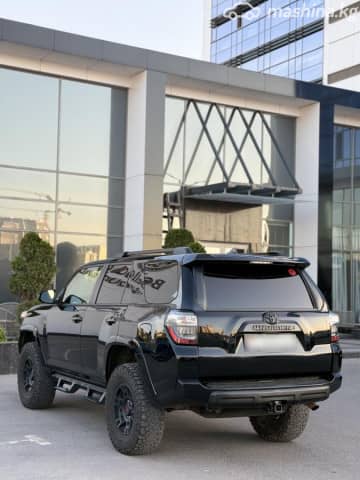 Toyota 4Runner V Рестайлинг 4.0 AT 4WD