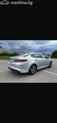 Kia K5 II 2.0 AT