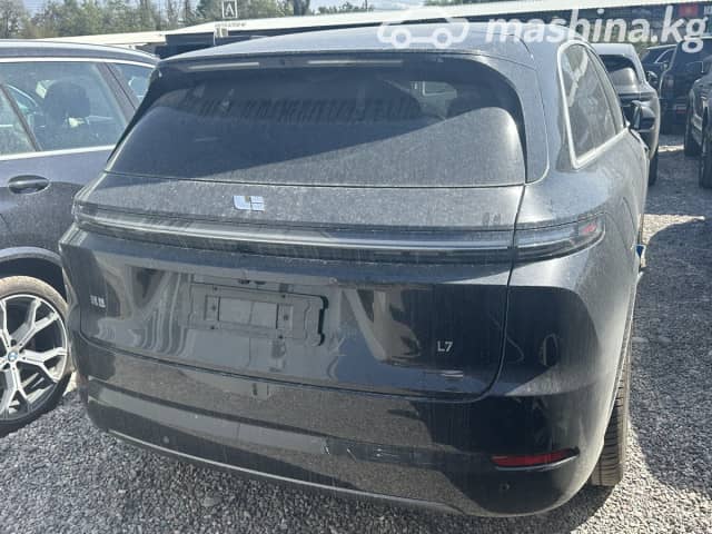LiXiang L7 Рестайлинг 1.5hyb AT 4WD