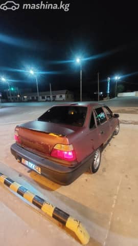 Daewoo Nexia I 1.5 MT