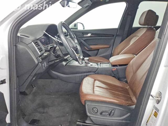 Audi Q5 II (FY) 45 TFSI 2.0 AMT 4WD