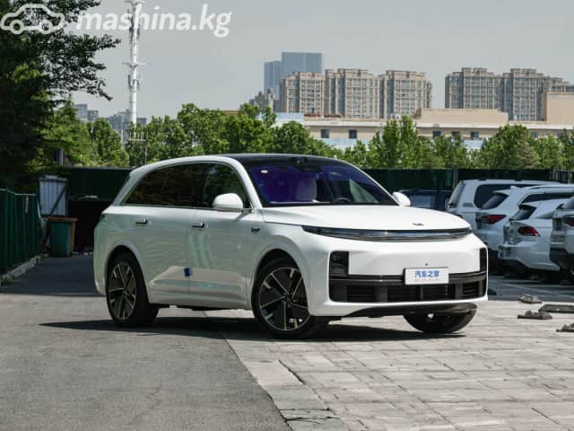 LiXiang L7 Рестайлинг 1.5hyb AT 4WD