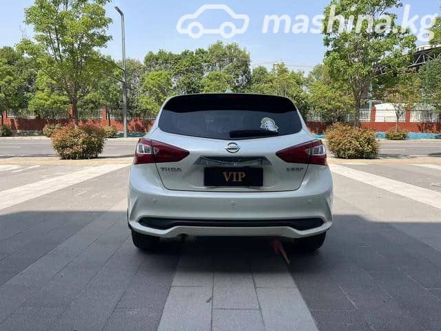 Nissan Tiida II (China Market) 1.6 CVT