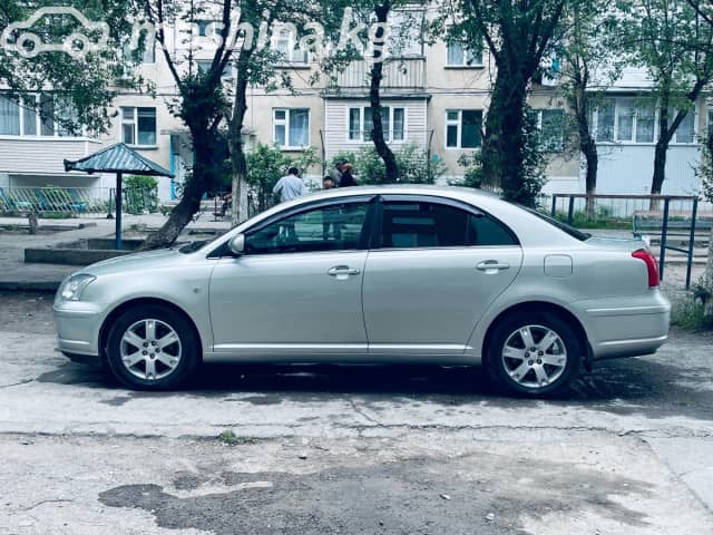 Toyota Avensis II 1.8 MT