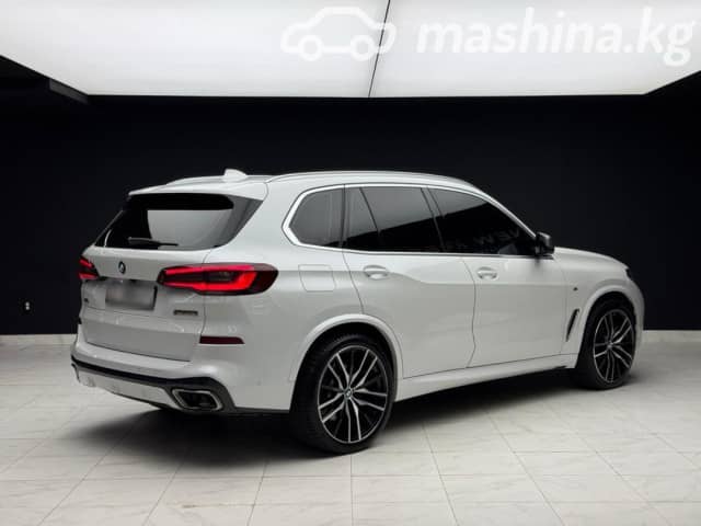 BMW X5 IV (G05/G18) M50i 4.4 AT 4WD