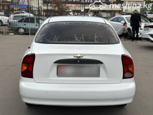 Chevrolet Lanos I 1.5 MT