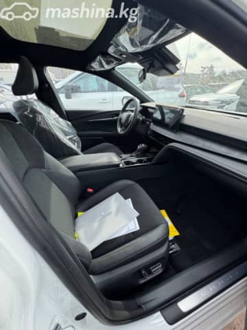 Toyota Camry IX (XV80) China Market 2.0hyb CVT