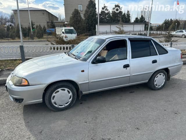 Daewoo Nexia I Рестайлинг 1.5 MT