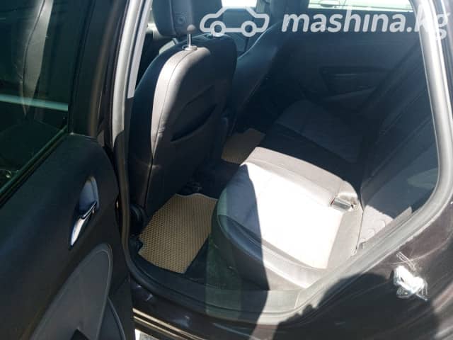 Opel Astra J Рестайлинг 1.6 AT