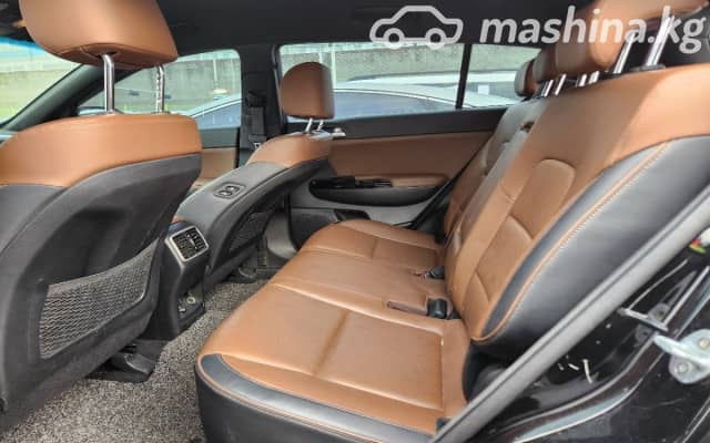 Kia Sportage IV Рестайлинг 2.0d AT