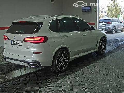 BMW X5 IV (G05/G18) 40i 3.0 AT 4WD