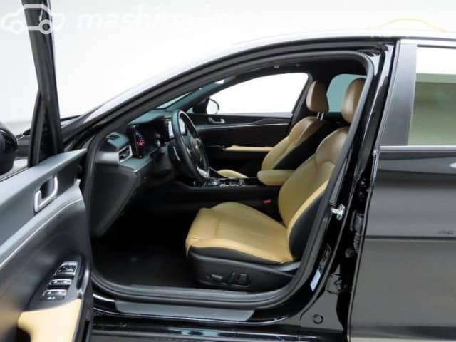 Kia K5 III 2.0 AT