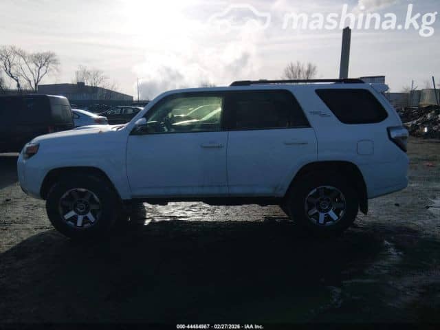 Toyota 4Runner V Рестайлинг 4.0 AT 4WD