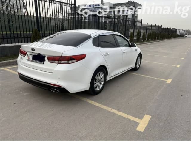 Kia K5 II 2.0 AT