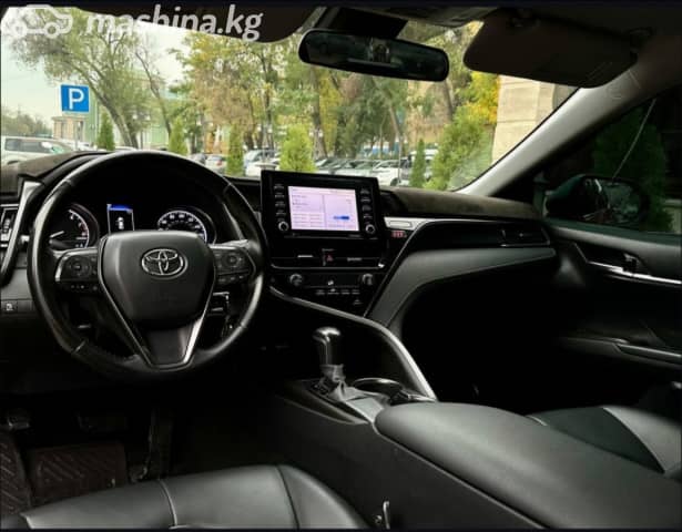 Toyota Camry VIII (XV70) 2.5 AT