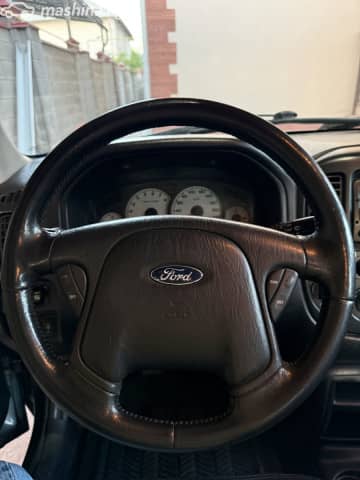 Ford Maverick II 2.0 MT 4WD