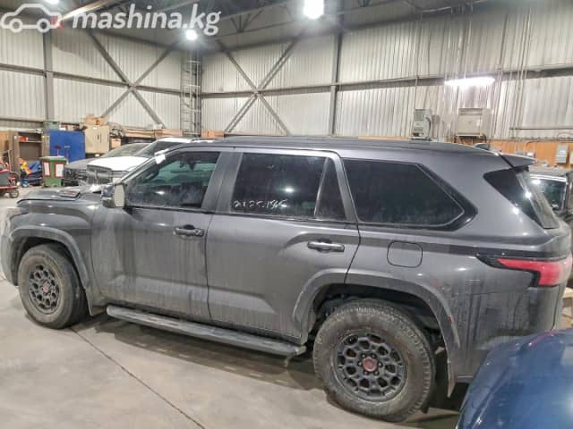 Toyota Sequoia III 3.5hyb AT 4WD