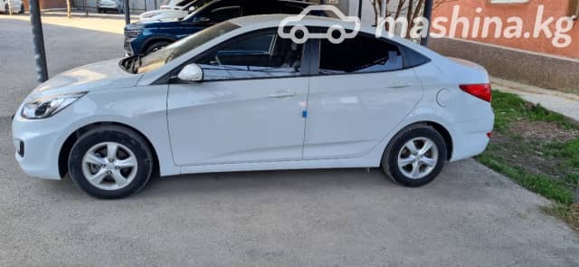 Hyundai Accent IV 1.4 CVT