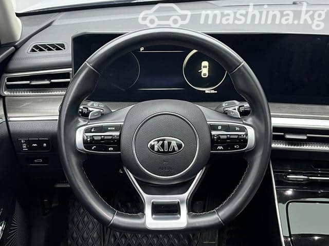 Kia K5 III 1.5 AMT