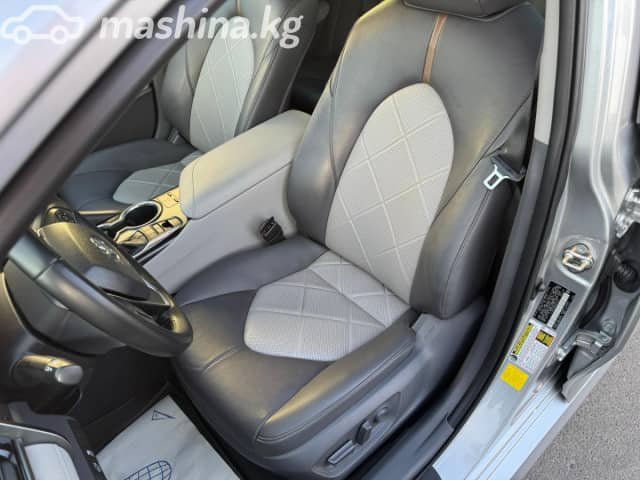 Toyota Camry VIII (XV70) 2.5hyb CVT