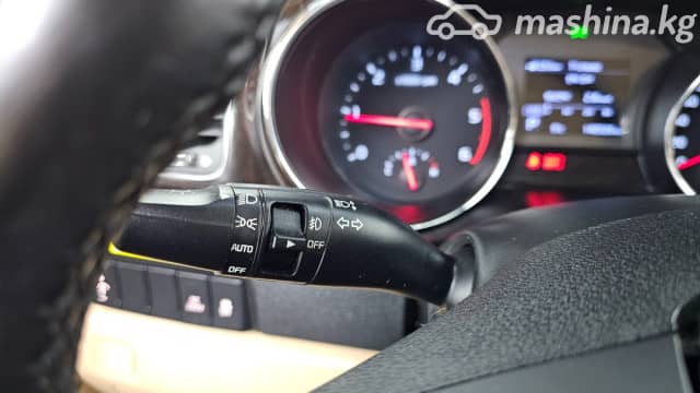 Kia Carnival III 2.2d AT