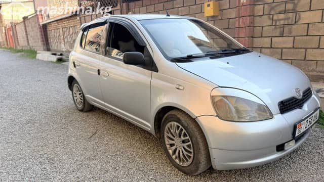 Toyota Yaris I 1.0 MT