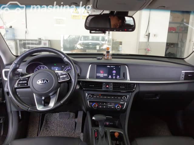 Kia K5 II 2.0 AT