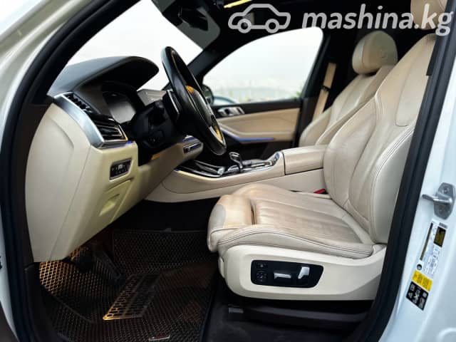 BMW X5 IV (G05/G18) 40i 3.0 AT 4WD