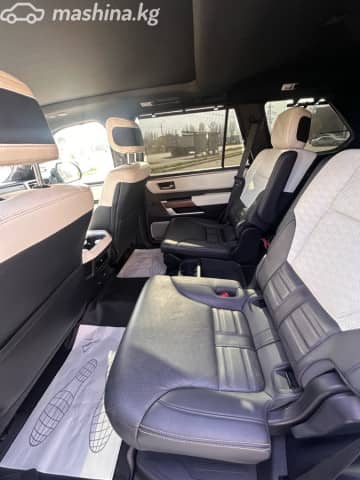 Toyota Sequoia III 3.5hyb AT 4WD