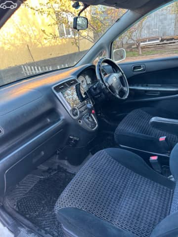 Honda Stream I Рестайлинг 1.7 AT 4WD