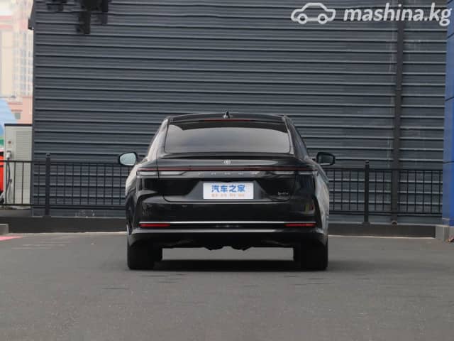 Toyota Crown XVI (S230) 2.5hyb CVT