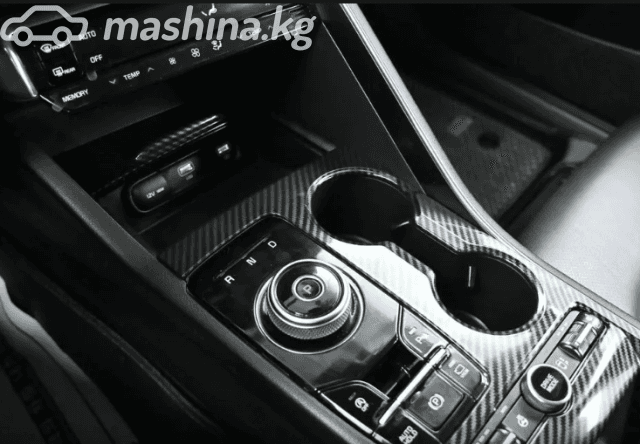 Kia K5 III 2.0 AT