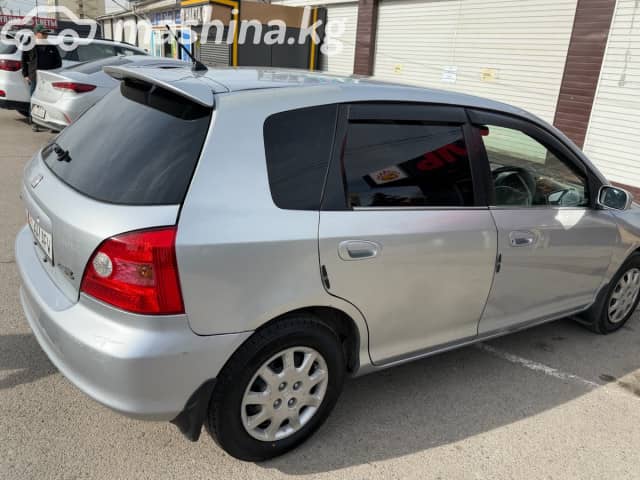 Honda Civic VII 1.6 AT
