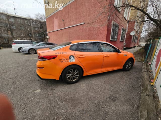 Kia K5 II 2.0 AT