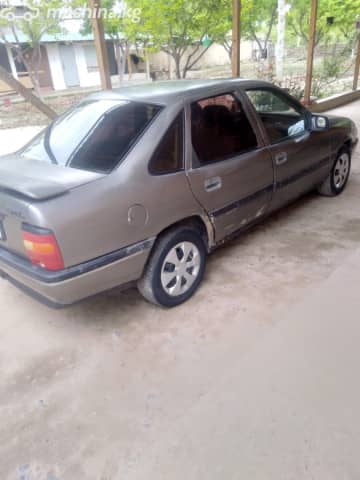 Opel Vectra A 1.6 MT